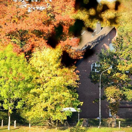 Waldhotel Twiehaus Garni Lübeck Exterior foto