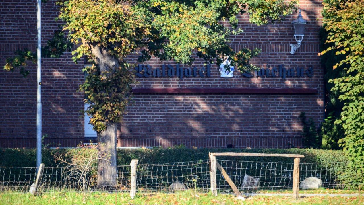 Waldhotel Twiehaus Garni Lübeck Exterior foto